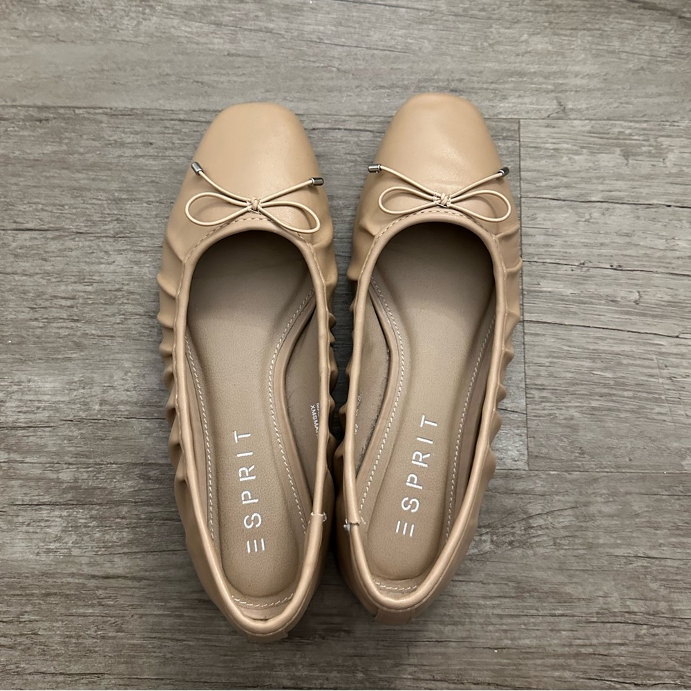 Esprit Flats